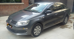 Volkswagen Vento HIGHLINER 14 Model 68K Run