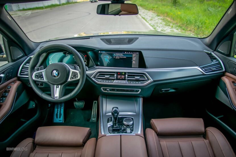BMW X5 xDrive45e Plug-in HYBRID price In Nepal interior